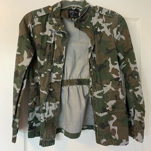 CUTE!! Camouflage Jacket!